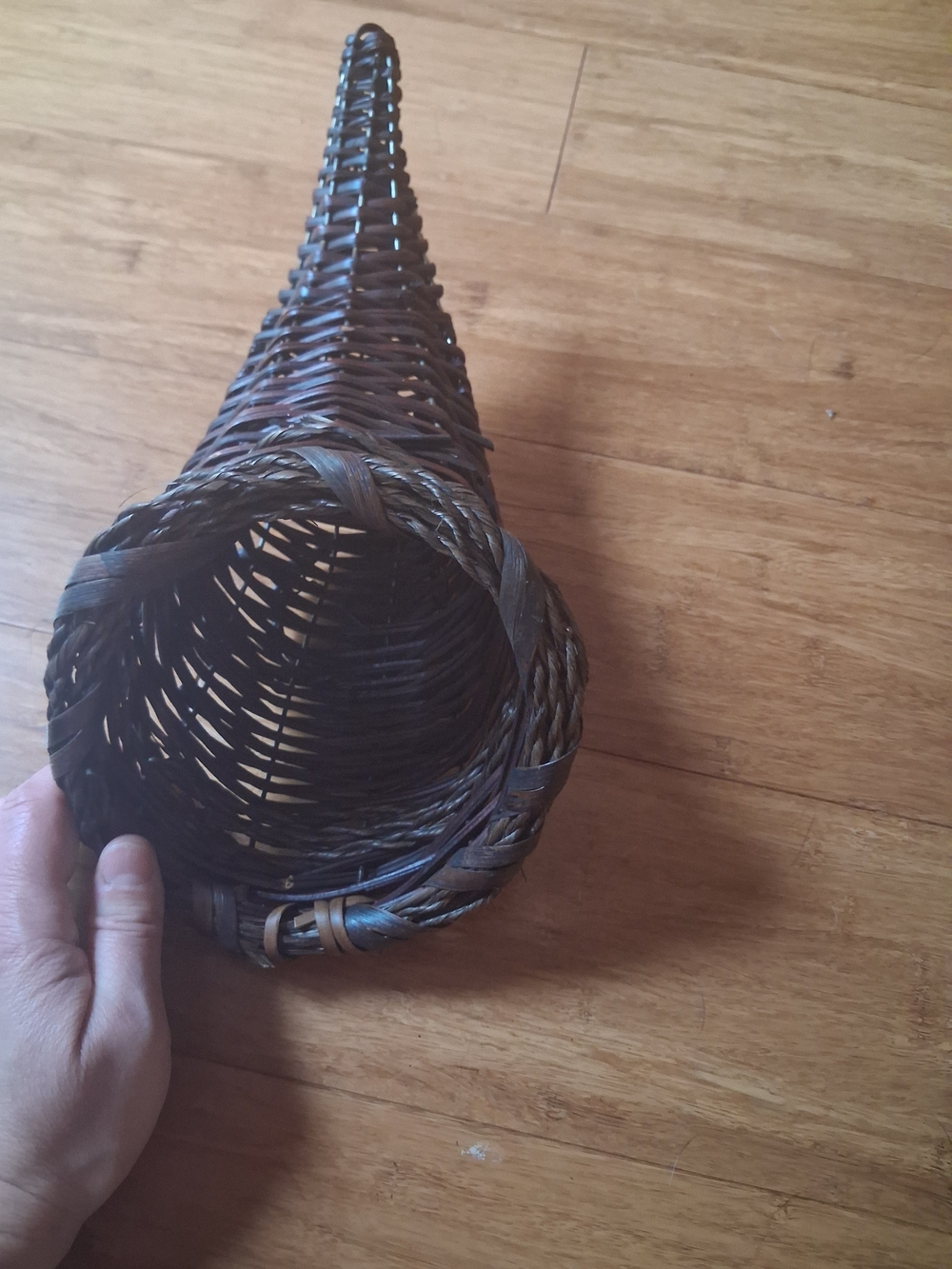 Source Unknown Dark Brown Woven Cornucopia Horn Basket